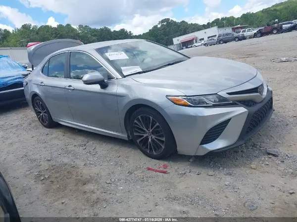 4T1G11AK5L0340853 2020 TOYOTA CAMRY - Image 1