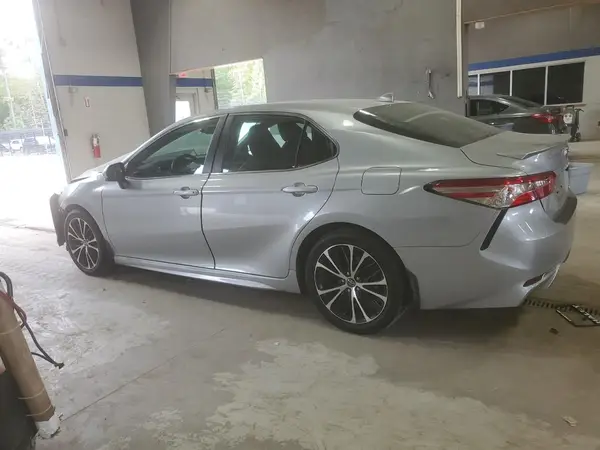 4T1G11AK5LU301664 2020 TOYOTA CAMRY - Image 2