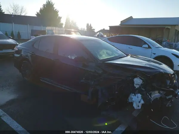 4T1G11AK5LU305682 2020 TOYOTA CAMRY - Image 1