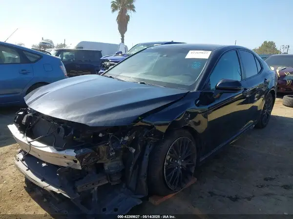 4T1G11AK5LU309456 2020 TOYOTA CAMRY - Image 2