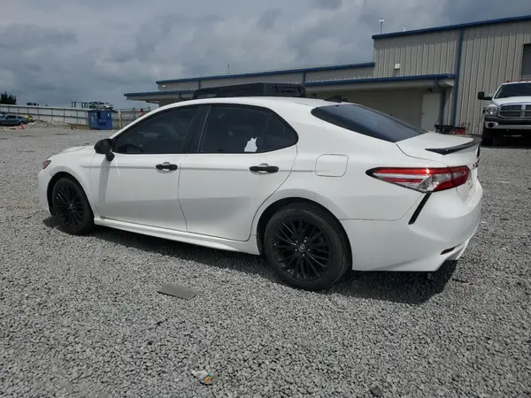4T1G11AK5LU318268 2020 TOYOTA CAMRY - Image 2