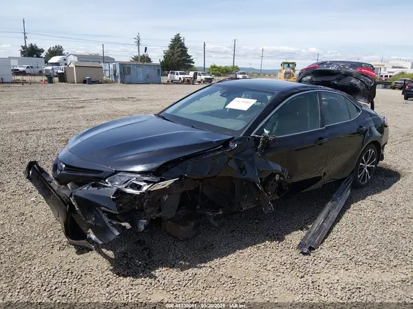 4T1G11AK5LU321834 2020 TOYOTA CAMRY - Image 2