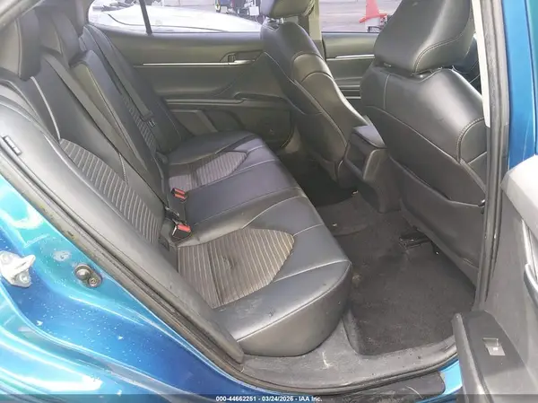 4T1G11AK5LU322823 2020 TOYOTA CAMRY - Image 8