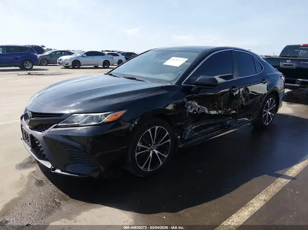4T1G11AK5LU324443 2020 TOYOTA CAMRY - Image 2