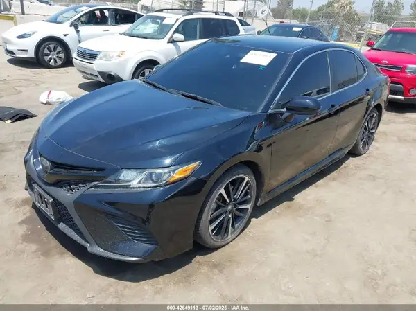 4T1G11AK5LU334471 2020 TOYOTA CAMRY - Image 2