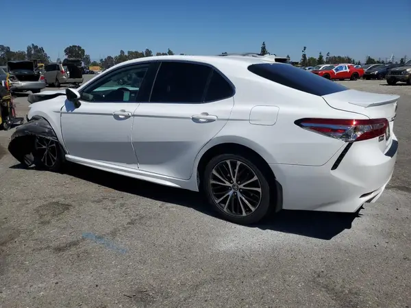 4T1G11AK5LU335183 2020 TOYOTA CAMRY - Image 2