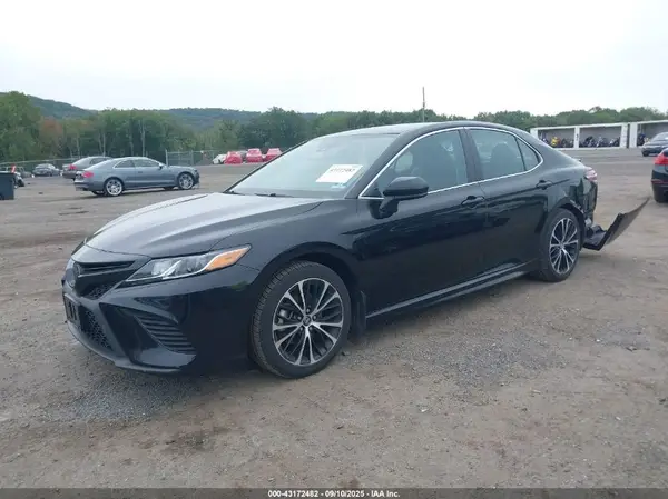4T1G11AK5LU340416 2020 TOYOTA CAMRY - Image 2
