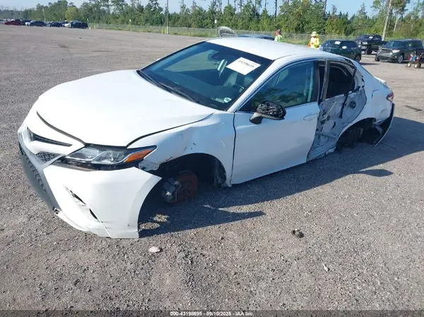 4T1G11AK5LU342909 2020 TOYOTA CAMRY - Image 2