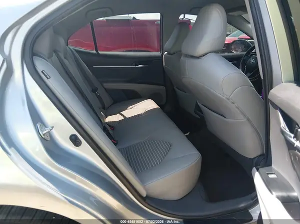 4T1G11AK5LU345339 2020 TOYOTA CAMRY - Image 8
