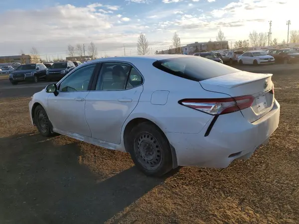 4T1G11AK5LU348886 2020 TOYOTA CAMRY - Image 2