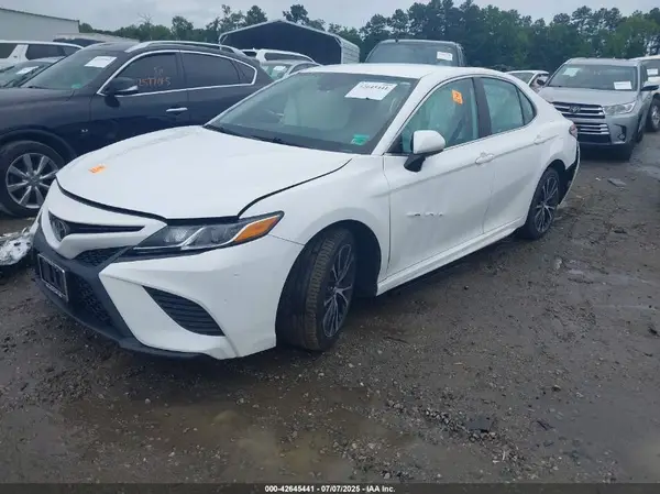 4T1G11AK5LU350475 2020 TOYOTA CAMRY - Image 2