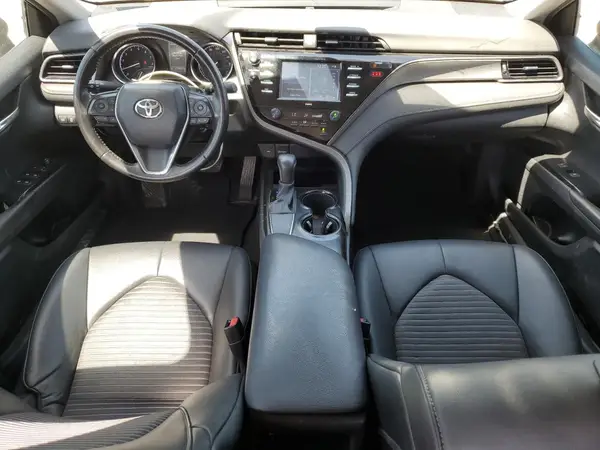 4T1G11AK5LU352825 2020 TOYOTA CAMRY - Image 8