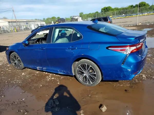 4T1G11AK5LU352873 2020 TOYOTA CAMRY - Image 2