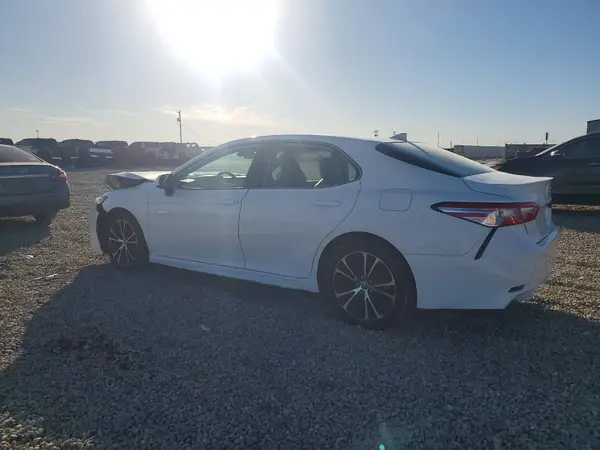 4T1G11AK5LU358074 2020 TOYOTA CAMRY - Image 2
