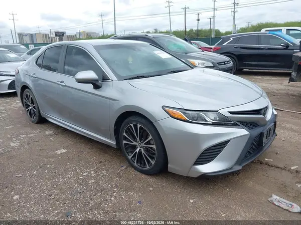 4T1G11AK5LU358141 2020 TOYOTA CAMRY - Image 1