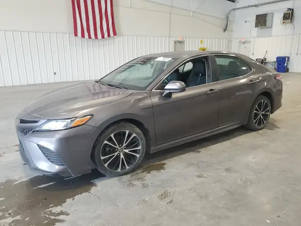 4T1G11AK5LU366207 2020 TOYOTA CAMRY - Image 1