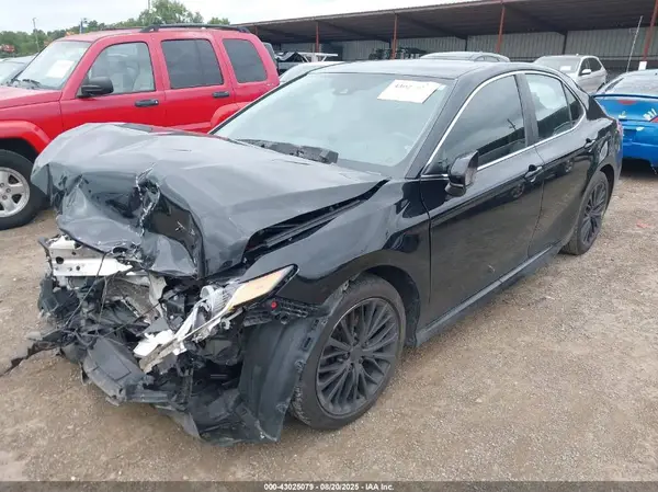 4T1G11AK5LU371794 2020 TOYOTA CAMRY - Image 2