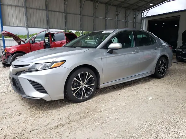 4T1G11AK5LU375621 2020 TOYOTA CAMRY - Image 1
