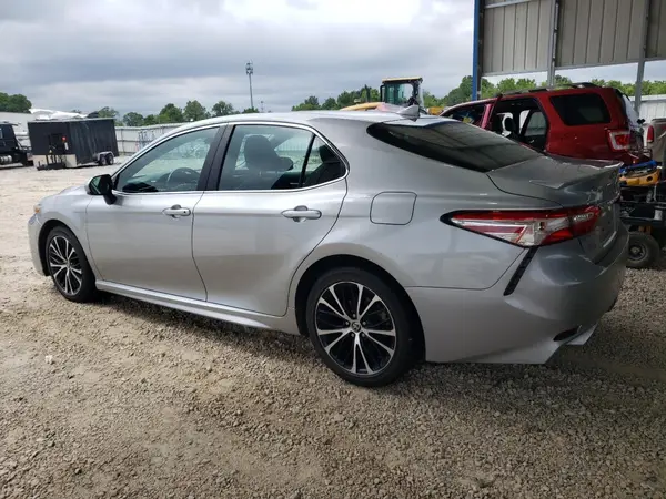 4T1G11AK5LU375621 2020 TOYOTA CAMRY - Image 2
