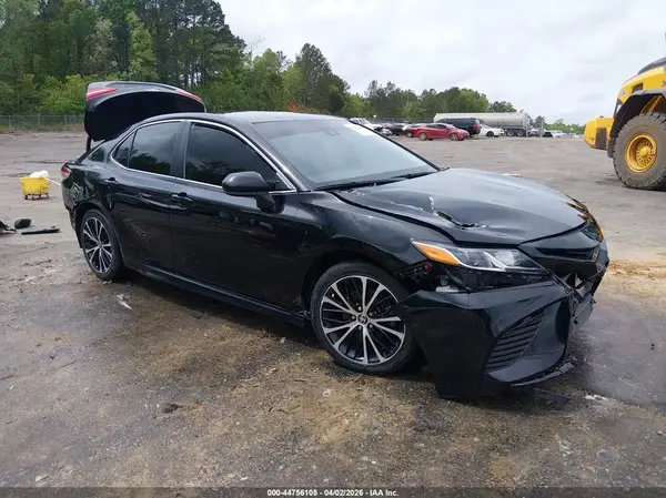4T1G11AK5LU501279 2020 TOYOTA CAMRY - Image 1