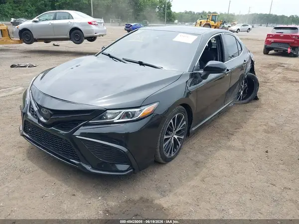 4T1G11AK5LU504716 2020 TOYOTA CAMRY - Image 2