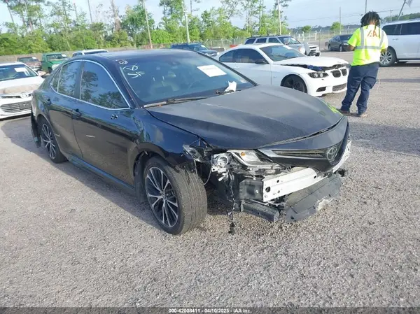 4T1G11AK5LU504778 2020 TOYOTA CAMRY - Image 1