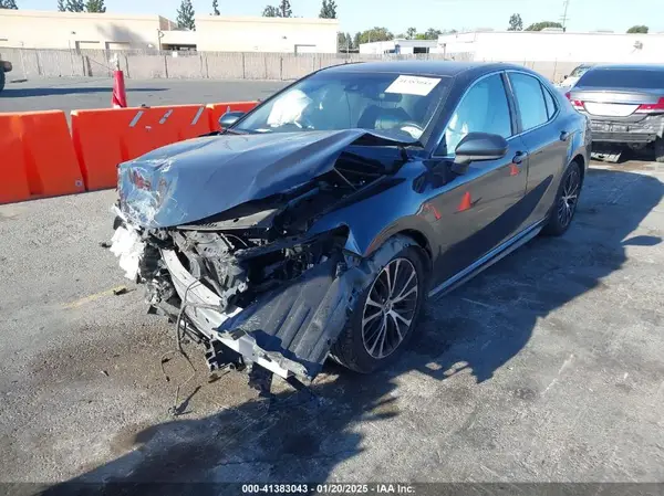 4T1G11AK5LU509611 2020 TOYOTA CAMRY - Image 2