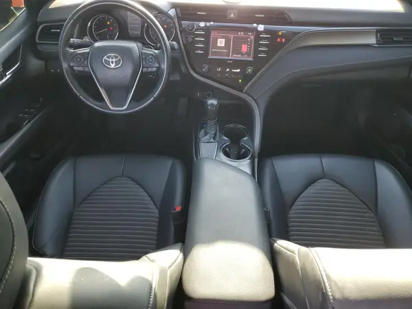 4T1G11AK5LU864715 2020 TOYOTA CAMRY - Image 8