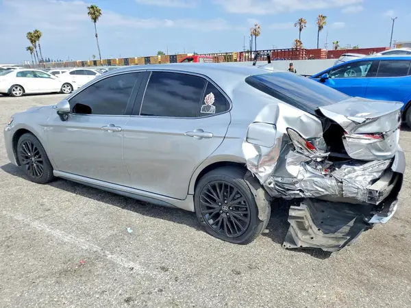 4T1G11AK5LU869512 2020 TOYOTA CAMRY - Image 2