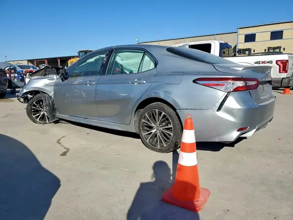 4T1G11AK5LU884964 2020 TOYOTA CAMRY - Image 2