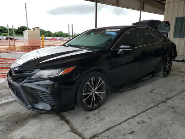 4T1G11AK5LU885838 2020 TOYOTA CAMRY - Image 1