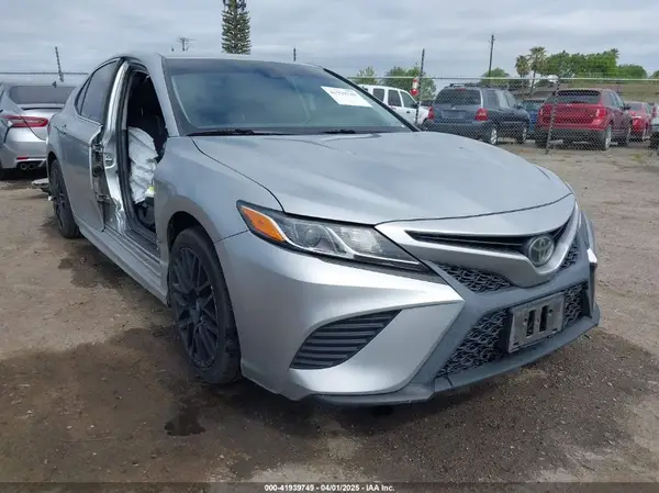 4T1G11AK5LU890005 2020 TOYOTA CAMRY - Image 1