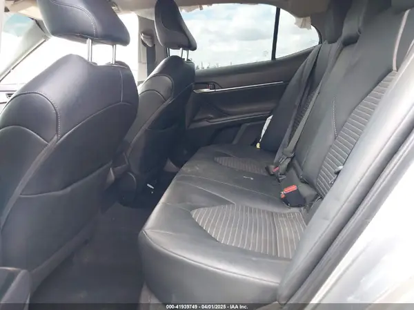 4T1G11AK5LU890005 2020 TOYOTA CAMRY - Image 8