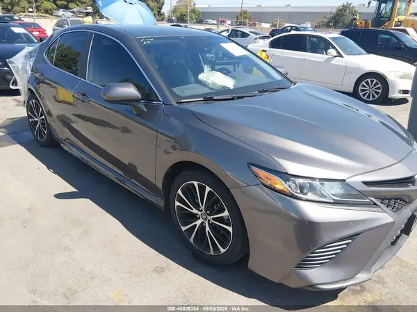 4T1G11AK5LU894653 2020 TOYOTA CAMRY - Image 1