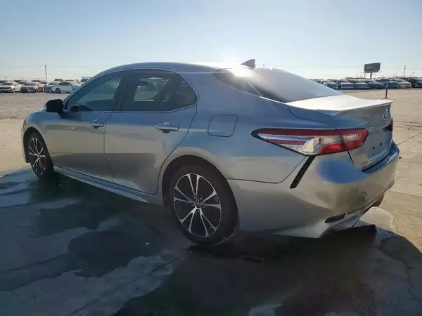 4T1G11AK5LU897164 2020 TOYOTA CAMRY - Image 2