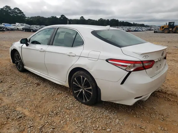 4T1G11AK5LU905070 2020 TOYOTA CAMRY - Image 2