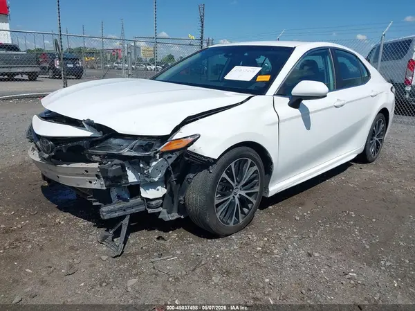 4T1G11AK5LU910866 2020 TOYOTA CAMRY - Image 2