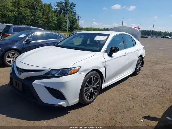 4T1G11AK5LU911032 2020 TOYOTA CAMRY - Image 2
