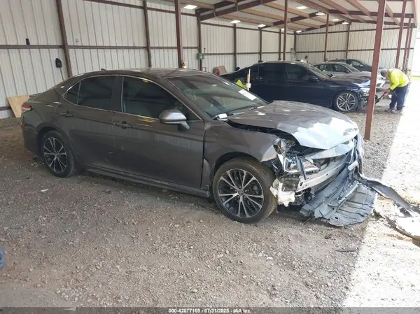 4T1G11AK5LU917350 2020 TOYOTA CAMRY - Image 1