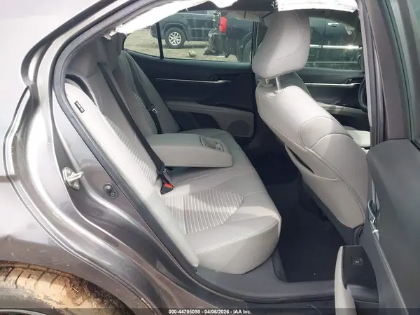 4T1G11AK5LU924993 2020 TOYOTA CAMRY - Image 8