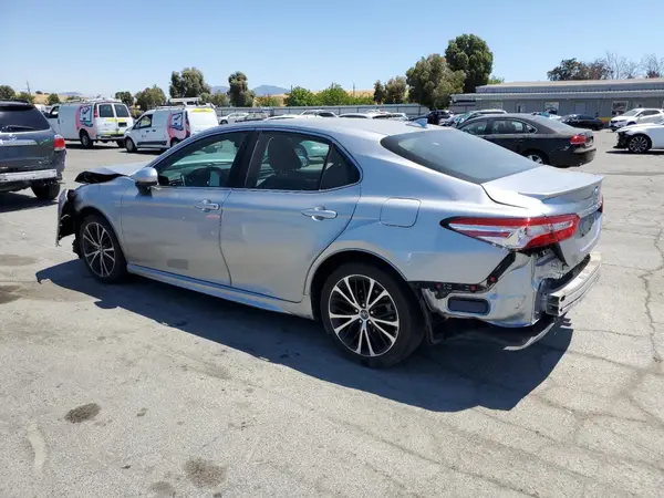 4T1G11AK5LU925688 2020 TOYOTA CAMRY - Image 2