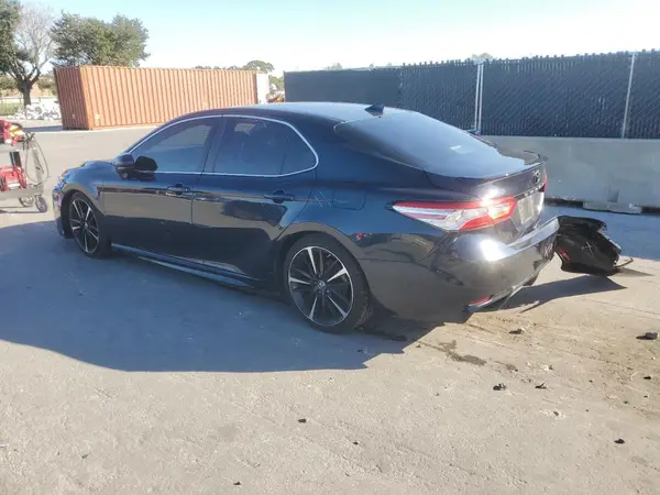 4T1G11AK5LU927456 2020 TOYOTA CAMRY - Image 2