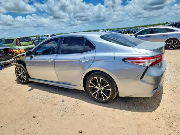 4T1G11AK5LU932253 2020 TOYOTA CAMRY - Image 2