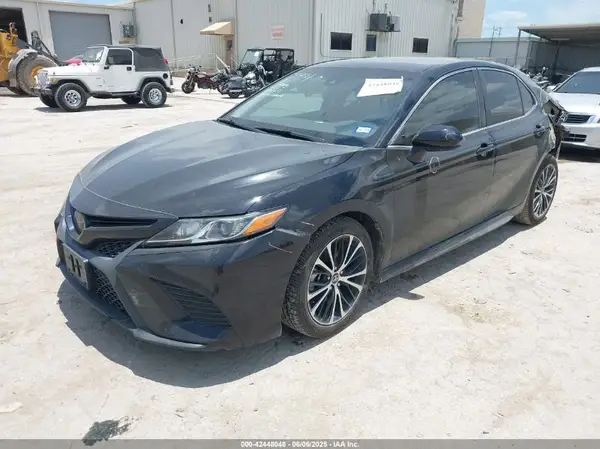 4T1G11AK5LU934536 2020 TOYOTA CAMRY - Image 2