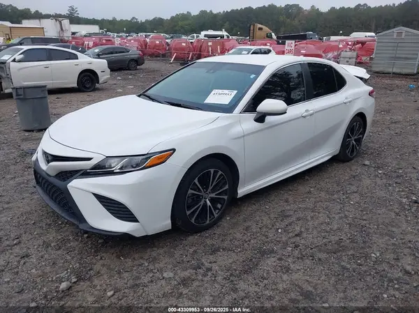 4T1G11AK5LU935900 2020 TOYOTA CAMRY - Image 2