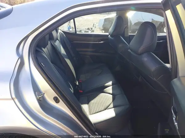 4T1G11AK5LU937842 2020 TOYOTA CAMRY - Image 8