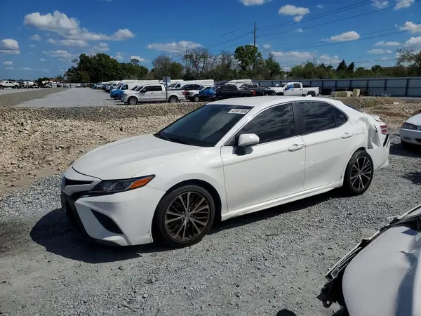 4T1G11AK5LU940899 2020 TOYOTA CAMRY - Image 1