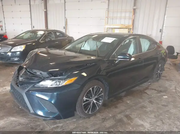 4T1G11AK5LU944595 2020 TOYOTA CAMRY - Image 2