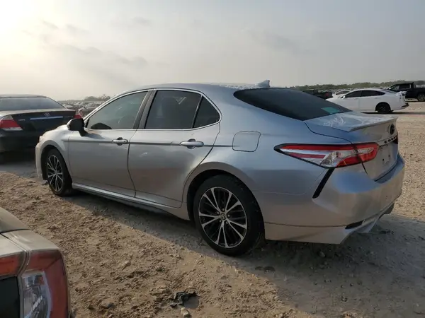 4T1G11AK5LU968007 2020 TOYOTA CAMRY - Image 2