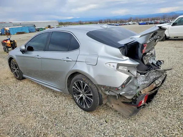 4T1G11AK5LU974146 2020 TOYOTA CAMRY - Image 2